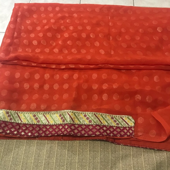 Saree - Picture 4 of 4